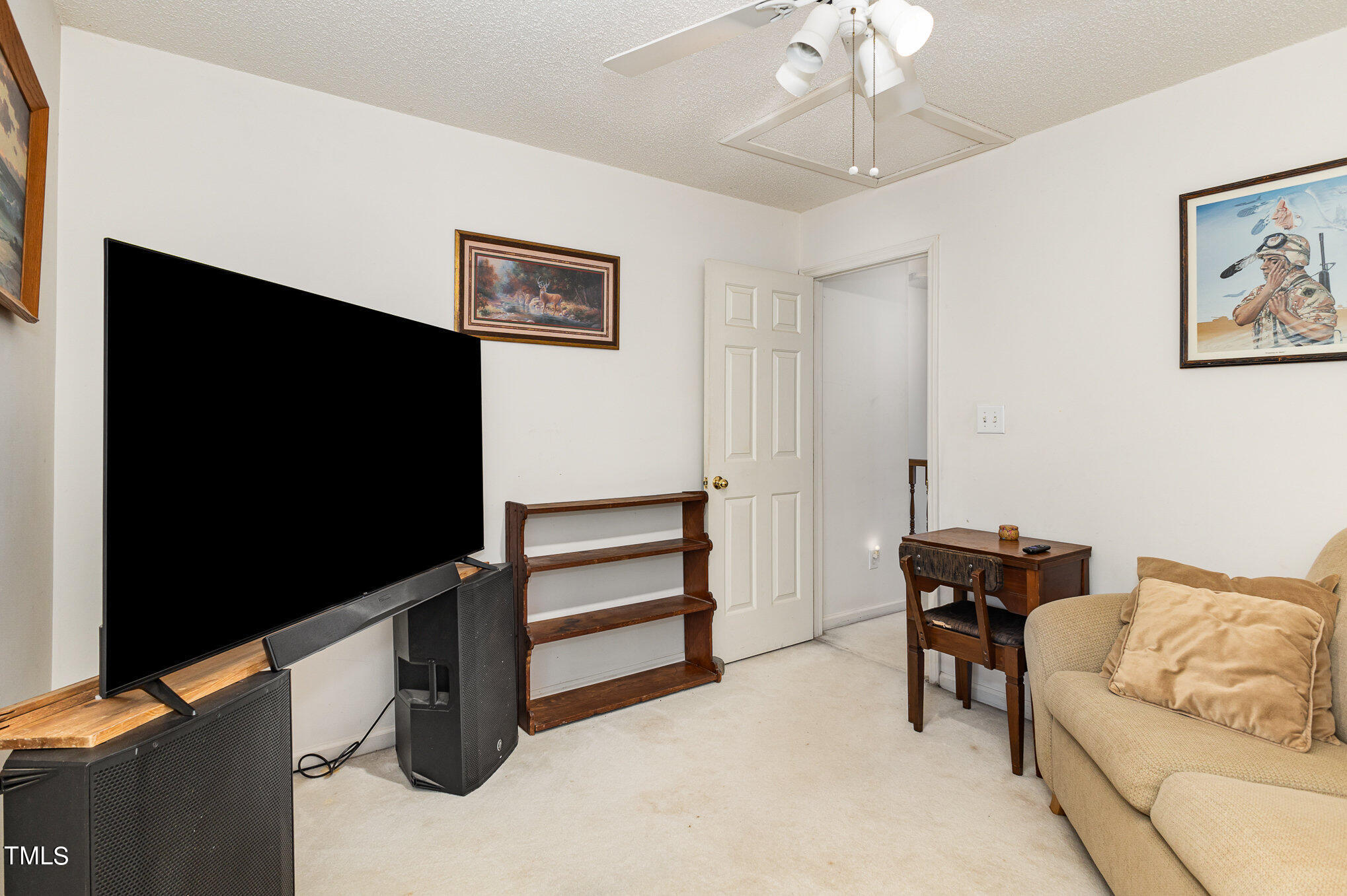5604 Blacket Court Raleigh, NC 27604 - Photo 13 of 17 025_bc4a5623-edit
