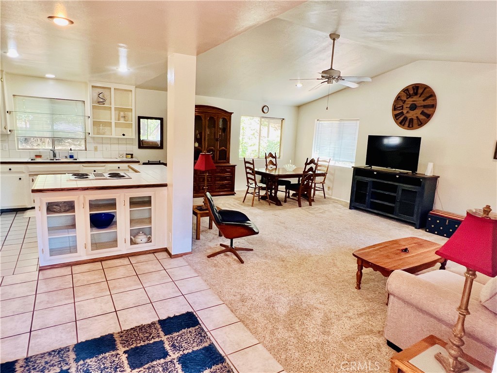15793 Coutolenc Road Magalia, CA 95954 - Photo 5 of 33