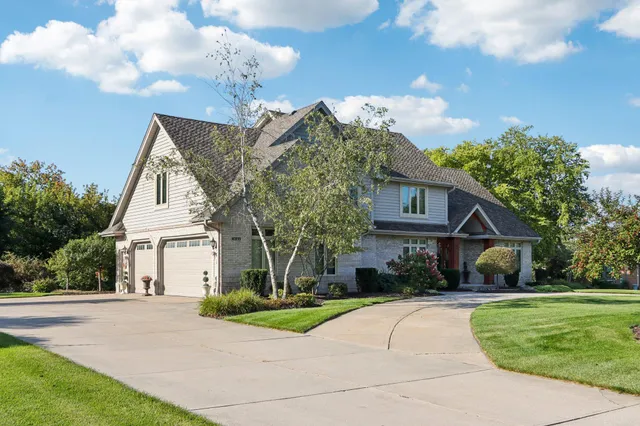 $1,349,000 | 14165 Lindsay Drive, Brookfield, WI 53005