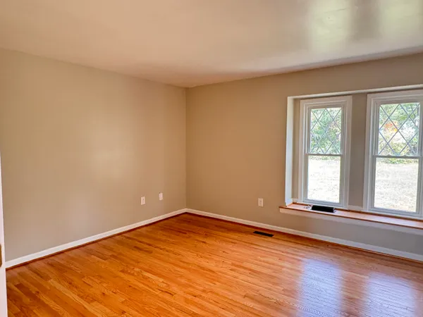 $1,850 | 1519 Poplar Avenue, Salem, VA 24153