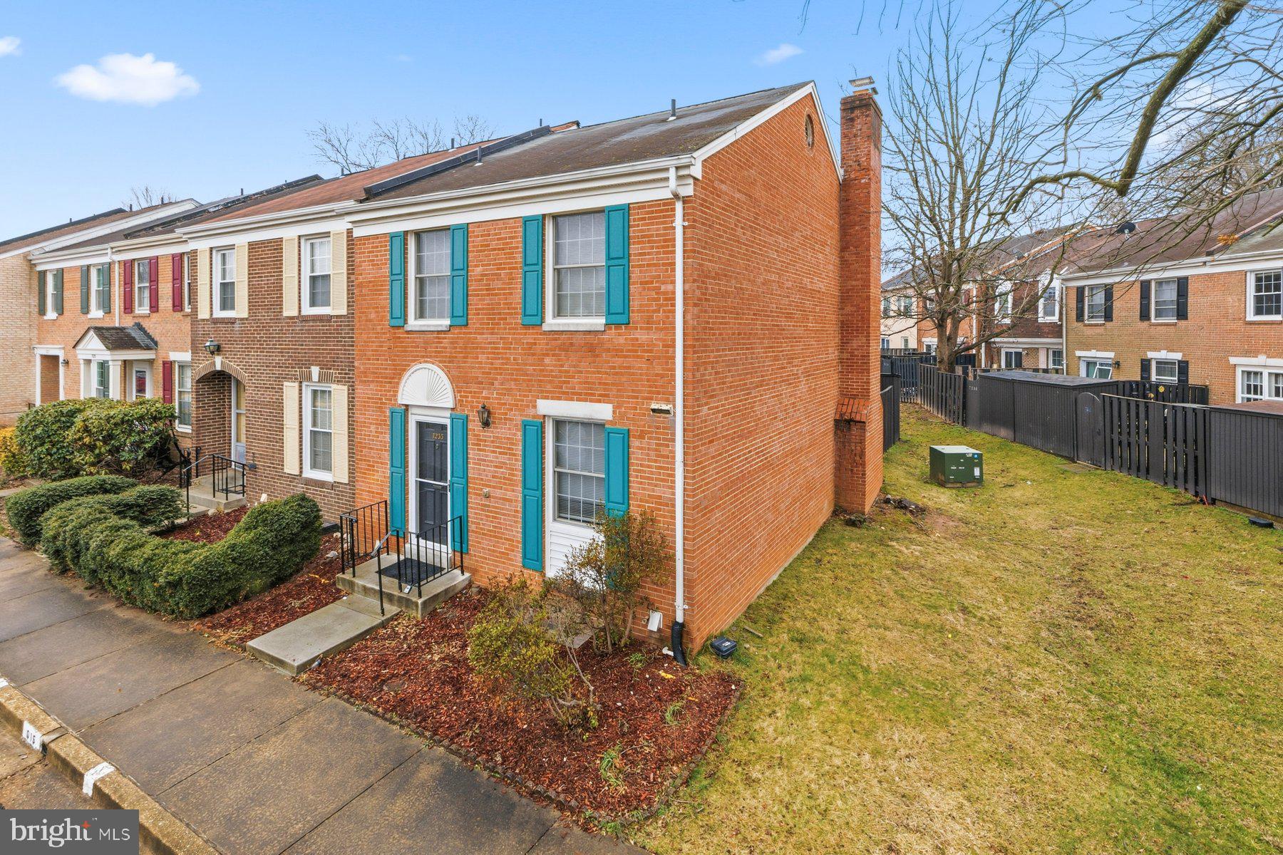 7233 Evanston Road Springfield, VA 22150 - Photo 6 of 40