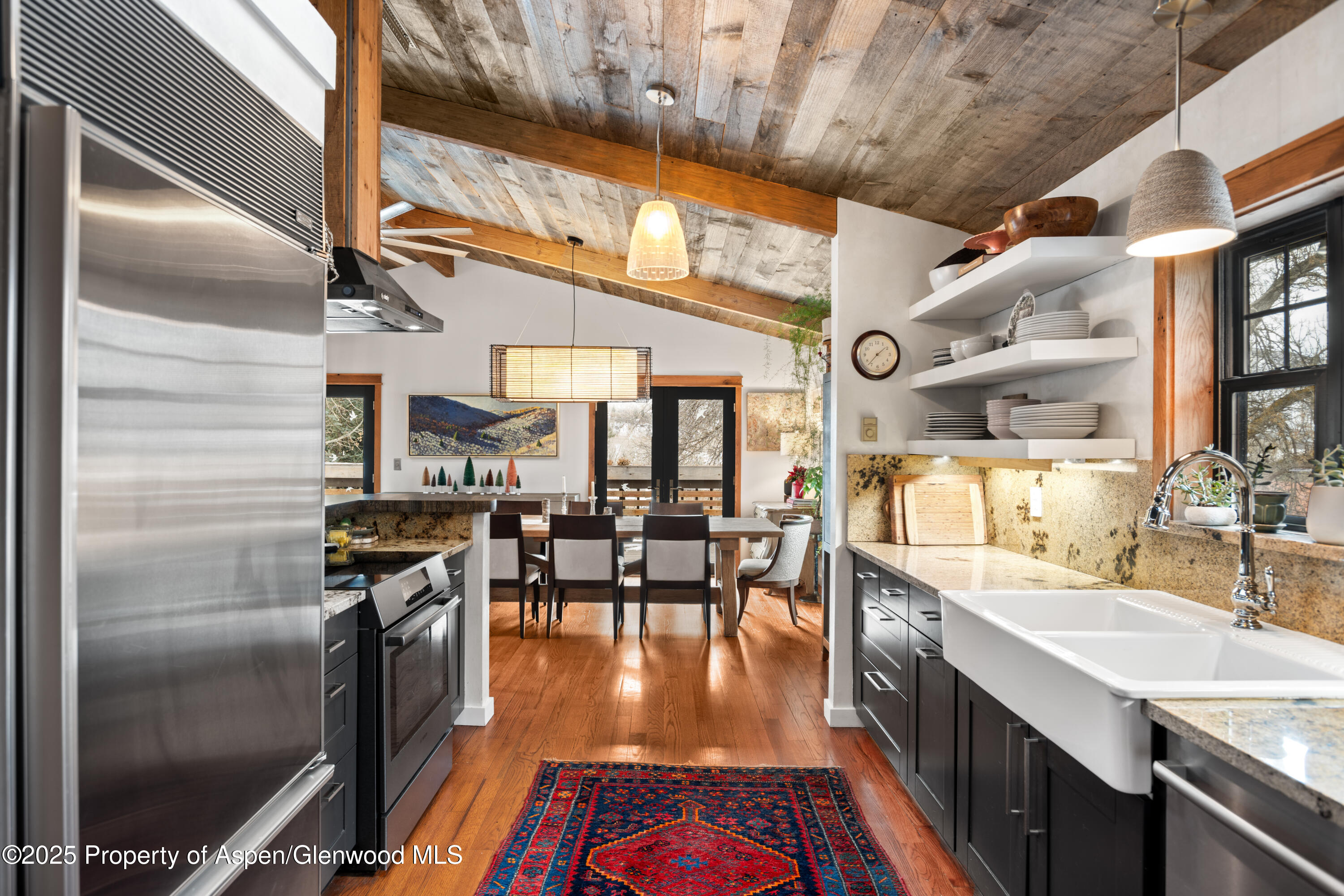 113 Crossland Drive Basalt, CO 81621 - Photo 7 of 28 a kitchen with lots of counter top space