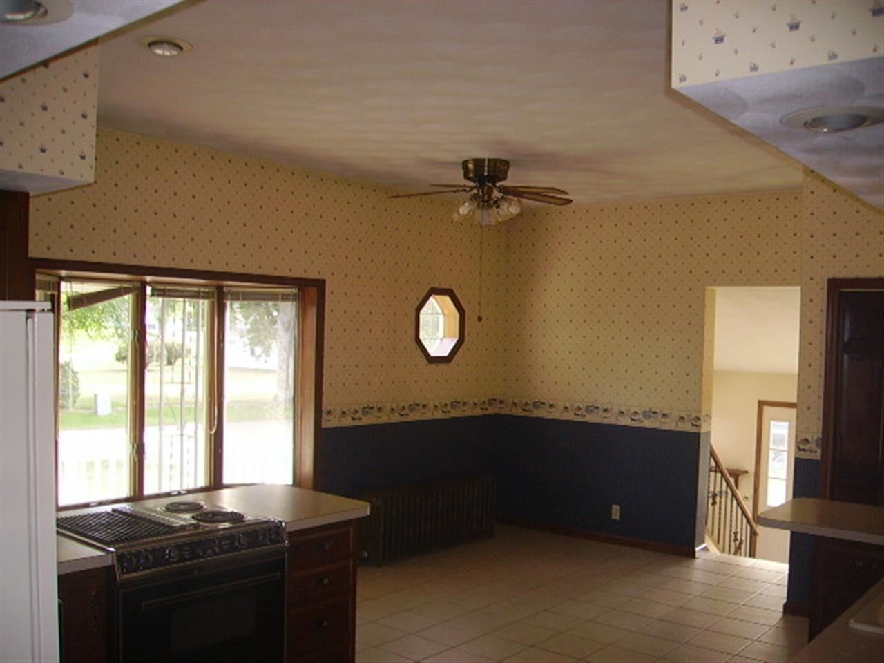314 Ridge Avenue Delmar, IA 52037 - Photo 4 of 14 Gallery Image 4