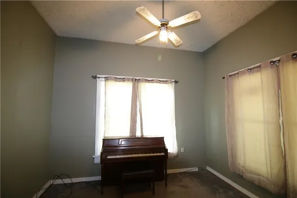 $60,000 | 401 Oak Street, Oakdale, LA 71463