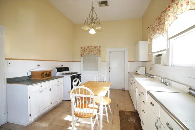 $35,000 | 401 Oak Street, Oakdale, LA 71463