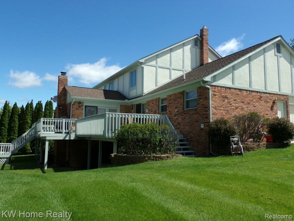 3081 Burlington Court Rochester, MI 48306 - Photo 5 of 40