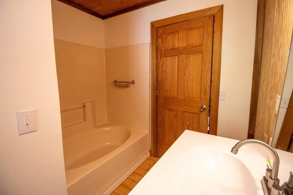 3047 Millstone Road Woodlawn, VA 24381 - Photo 17 of 41 Gallery Image 17