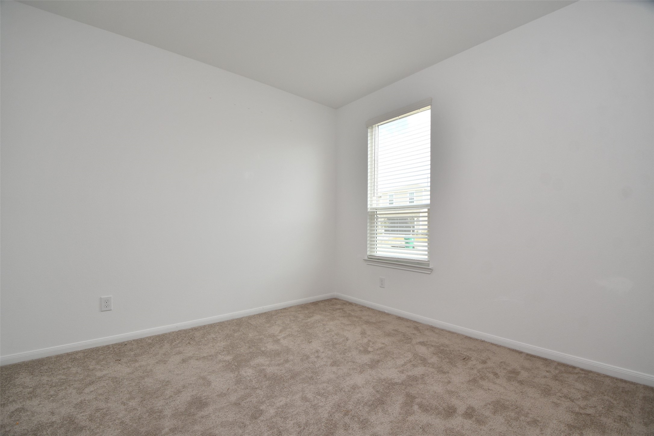 7329 Madison Commons Lane Houston, TX 77075 - Photo 14 of 22