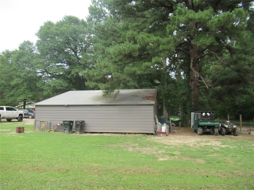 24133 Highway 157 Springhill, LA 71075 - Photo 7 of 19 Back yard