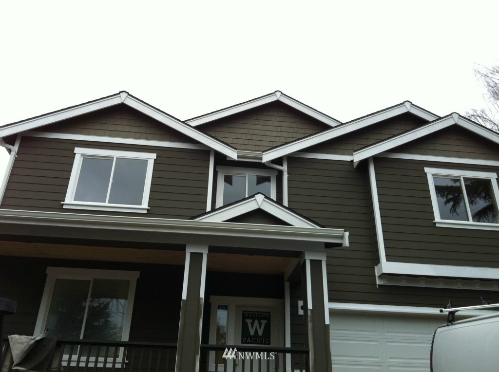 261 Lind Avenue Southwest Renton, WA 98057 - Photo 1 of 1