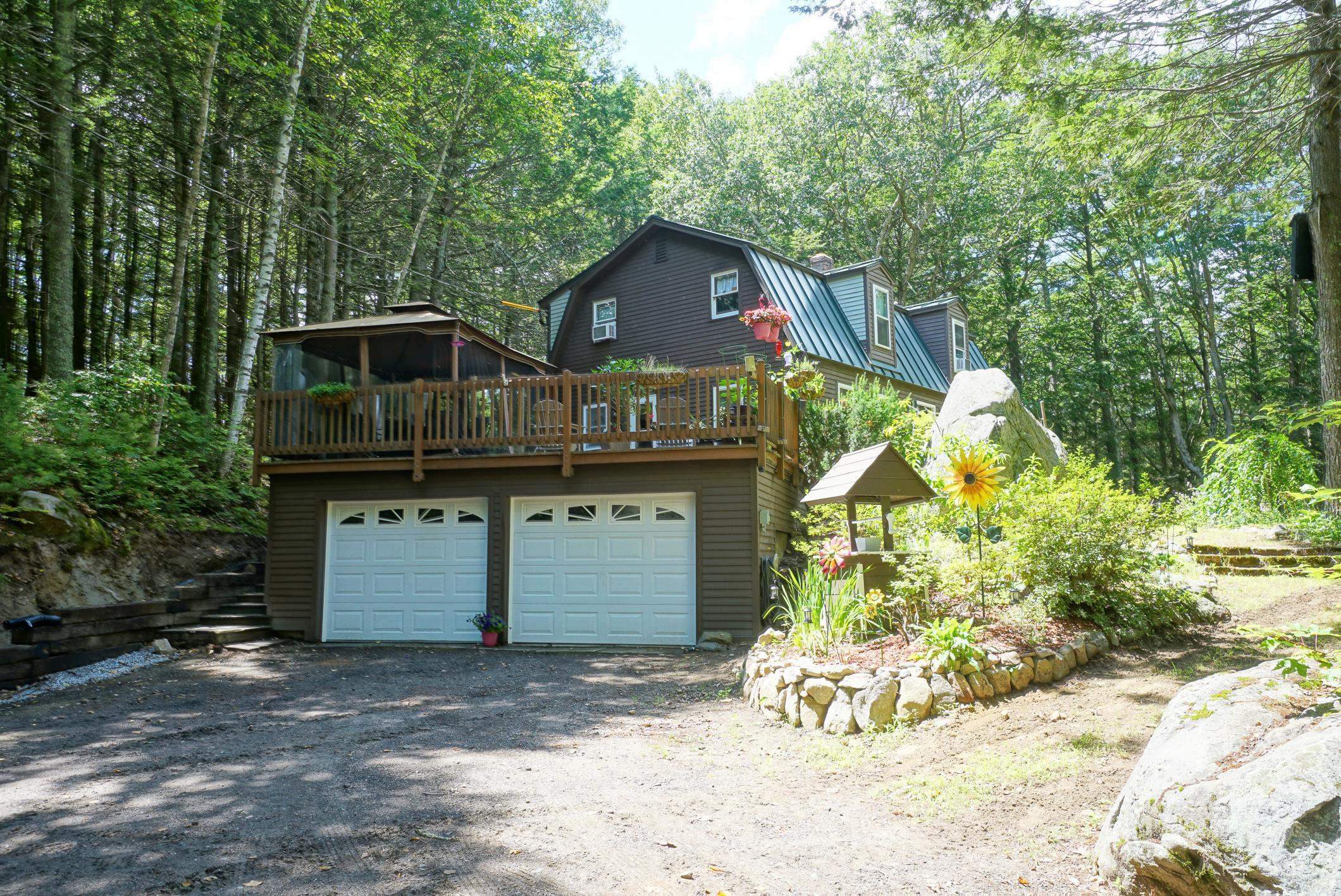 88 Lakeview Drive Nottingham, NH 03290 - Photo 3 of 54