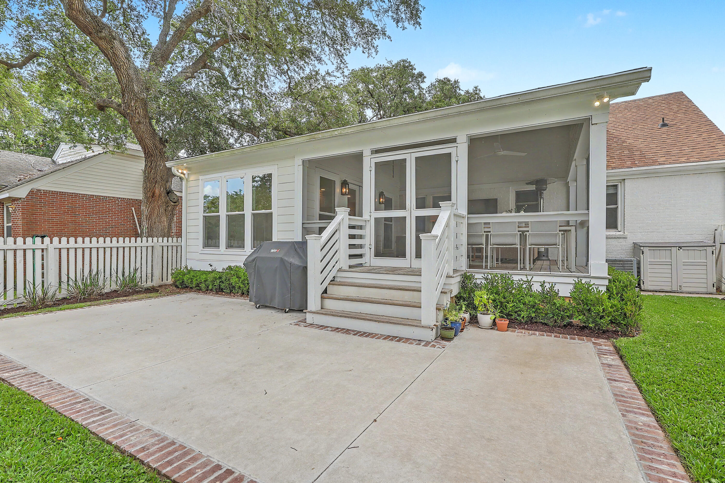 94 Gordon Street Charleston, SC 29403 - Photo 31 of 42