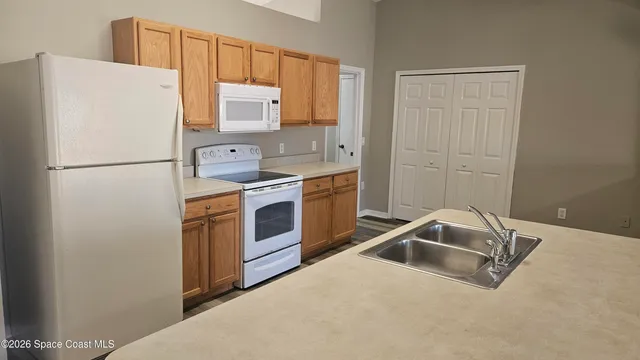 $1,995 | 249 Americana Boulevard Northeast, Palm Bay, FL 32907