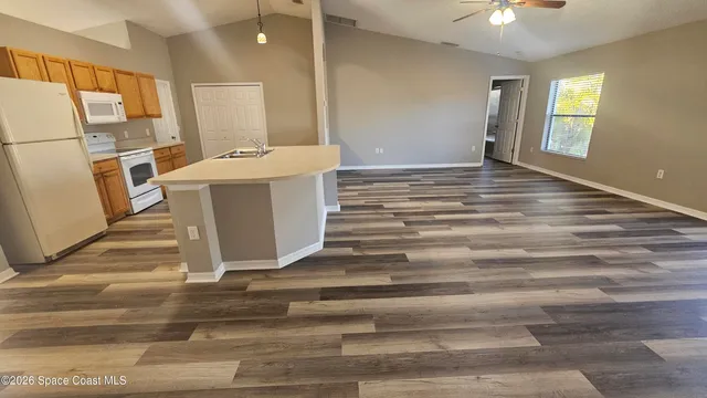 $1,995 | 249 Americana Boulevard Northeast, Palm Bay, FL 32907