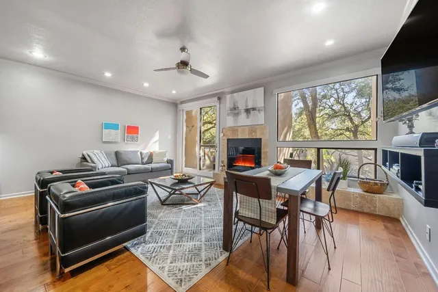 $400,000 | 1707 Spyglass Drive, Unit 110, Austin, TX 78746