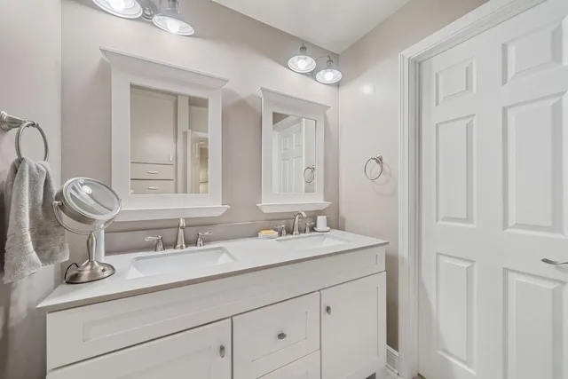 $400,000 | 1707 Spyglass Drive, Unit 110, Austin, TX 78746