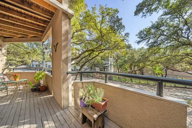 $400,000 | 1707 Spyglass Drive, Unit 110, Austin, TX 78746