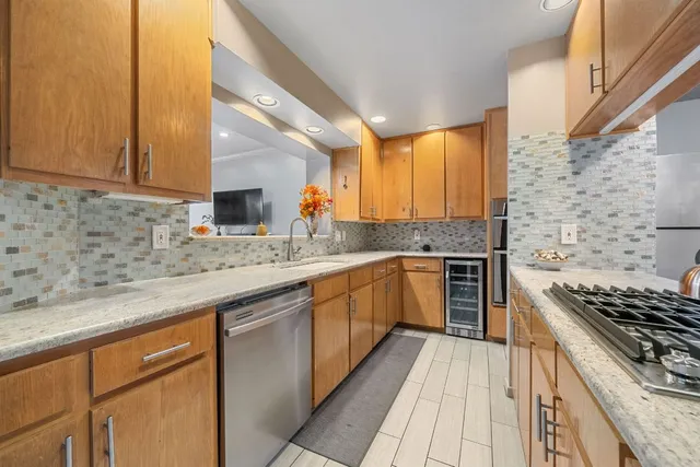 $400,000 | 1707 Spyglass Drive, Unit 110, Austin, TX 78746