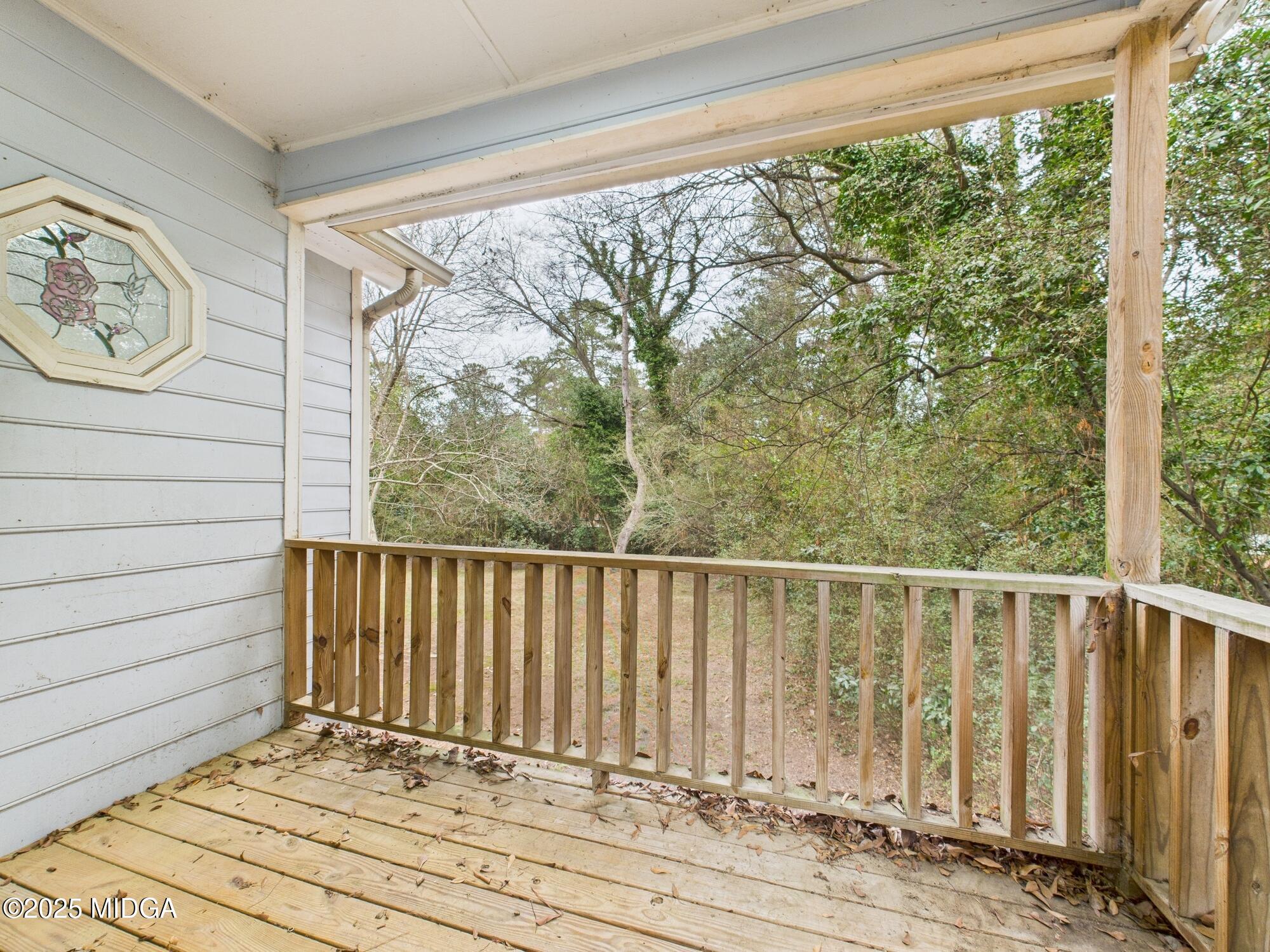 607 Chastain Place Macon, GA 31210 - Photo 49 of 63 a view of wooden floor and a window in a backyard