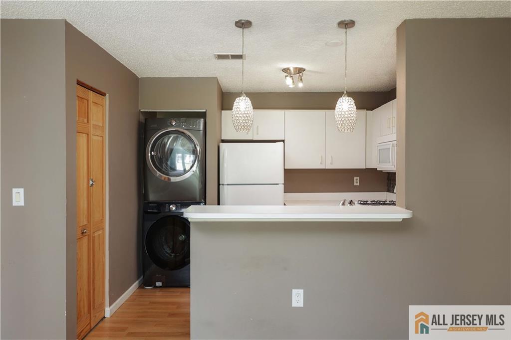 1015 Edpas Road, Unit 1015 New Brunswick, NJ 08901 - Photo 7 of 16