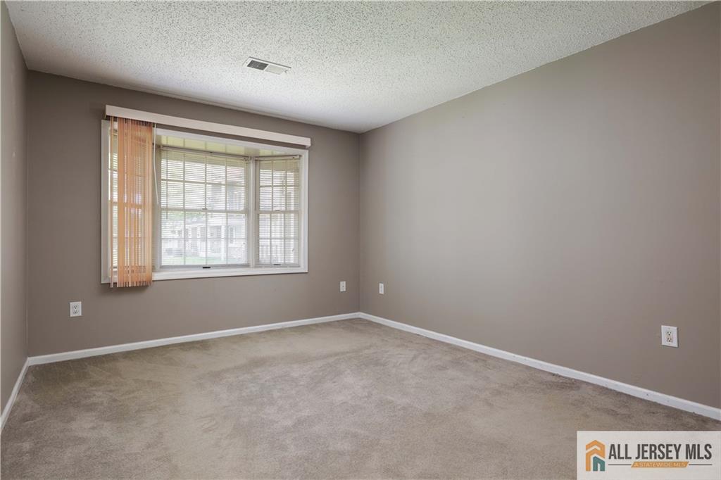 1015 Edpas Road, Unit 1015 New Brunswick, NJ 08901 - Photo 9 of 16