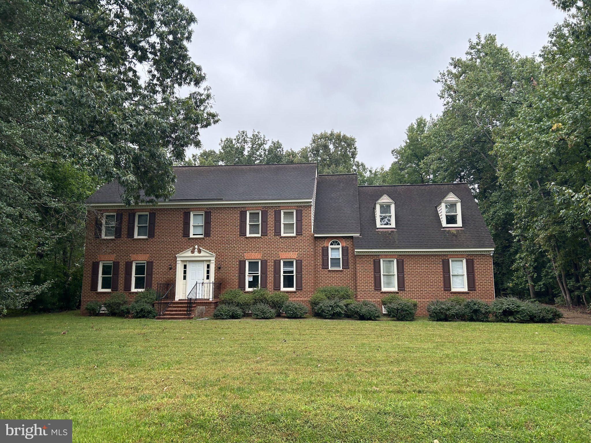 610 Rivers Bend Circle Chester, VA 23836 - Photo 3 of 33 Gallery Image 3