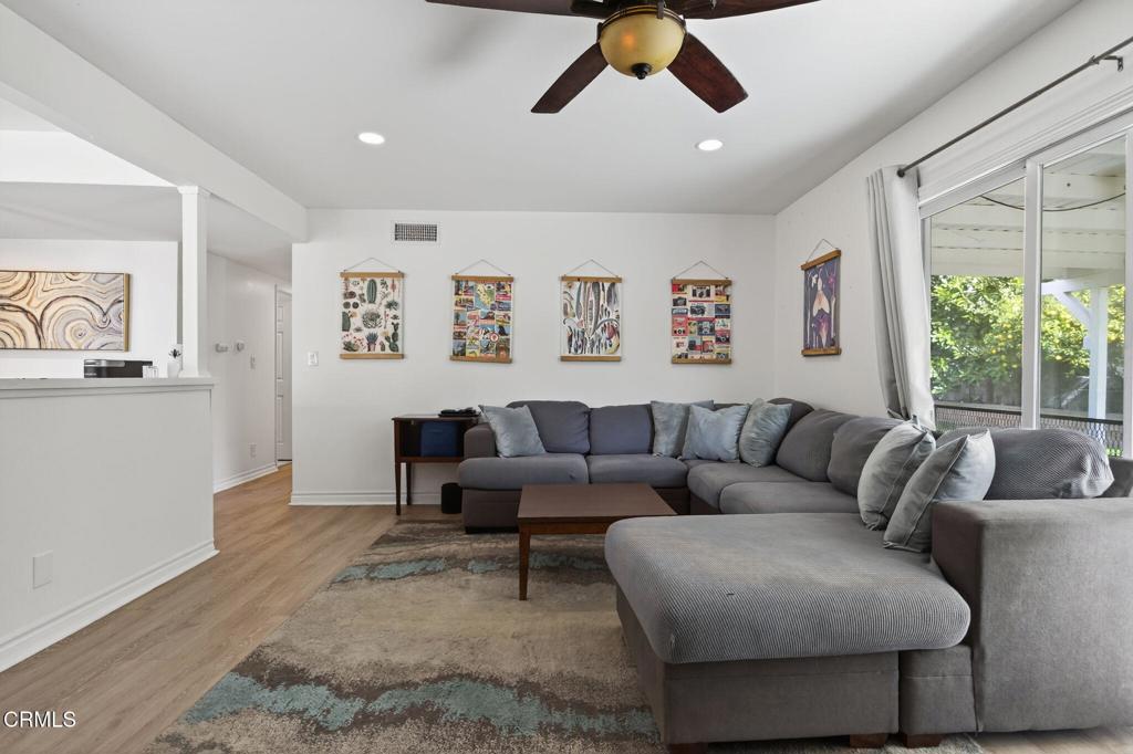 1636 Earl Avenue Simi Valley, CA 93065 - Photo 9 of 36