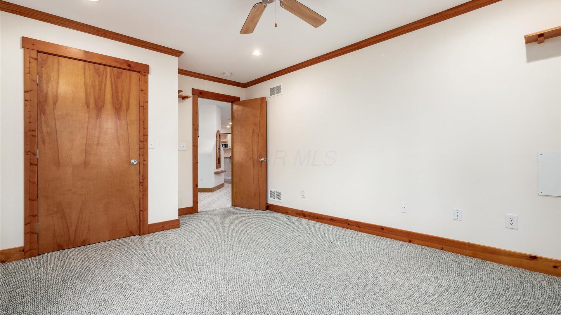 2273 West Point Road Southeast Lancaster, OH 43130 - Photo 20 of 69 28-z 2273 W Point Rd064