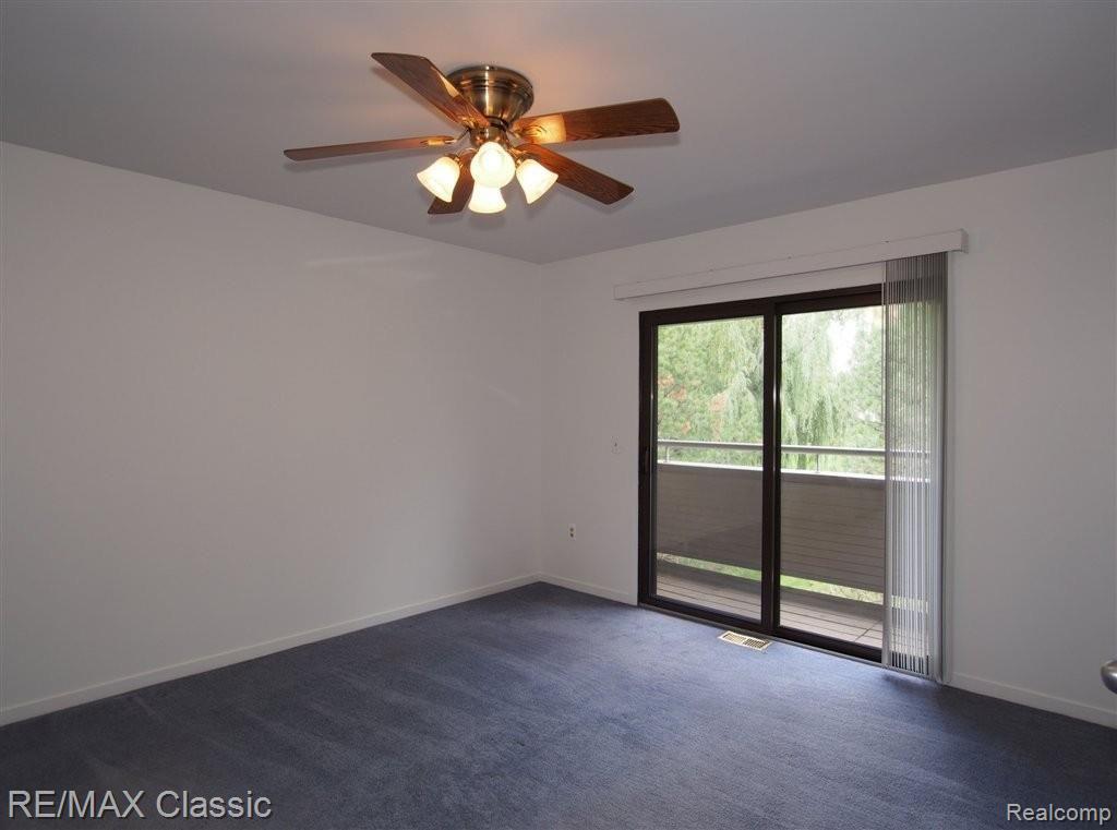 751 Eastbridge Court, Unit 99 Rochester, MI 48307 - Photo 17 of 32 015.JPG