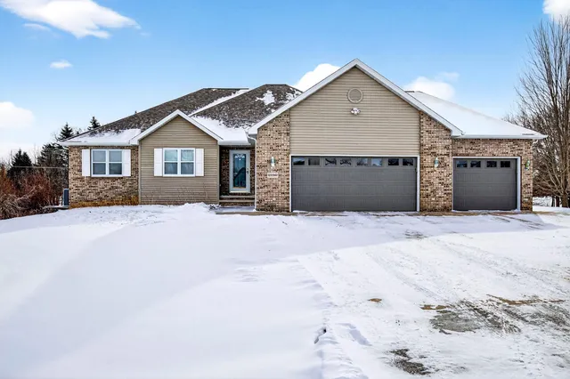 $399,900 | W2967 Farmstead Drive, Appleton, WI 54915