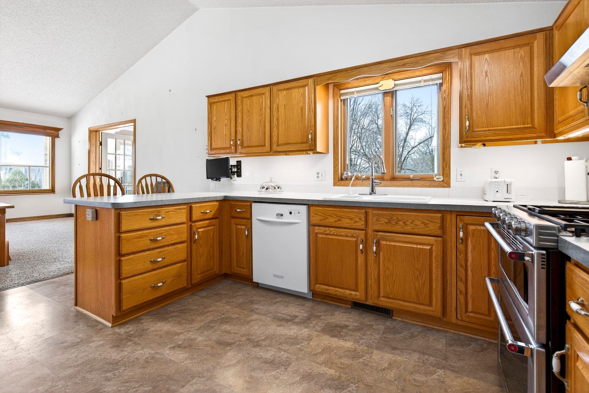 W2967 Farmstead Drive Appleton, WI 54915 - Photo 11 of 47