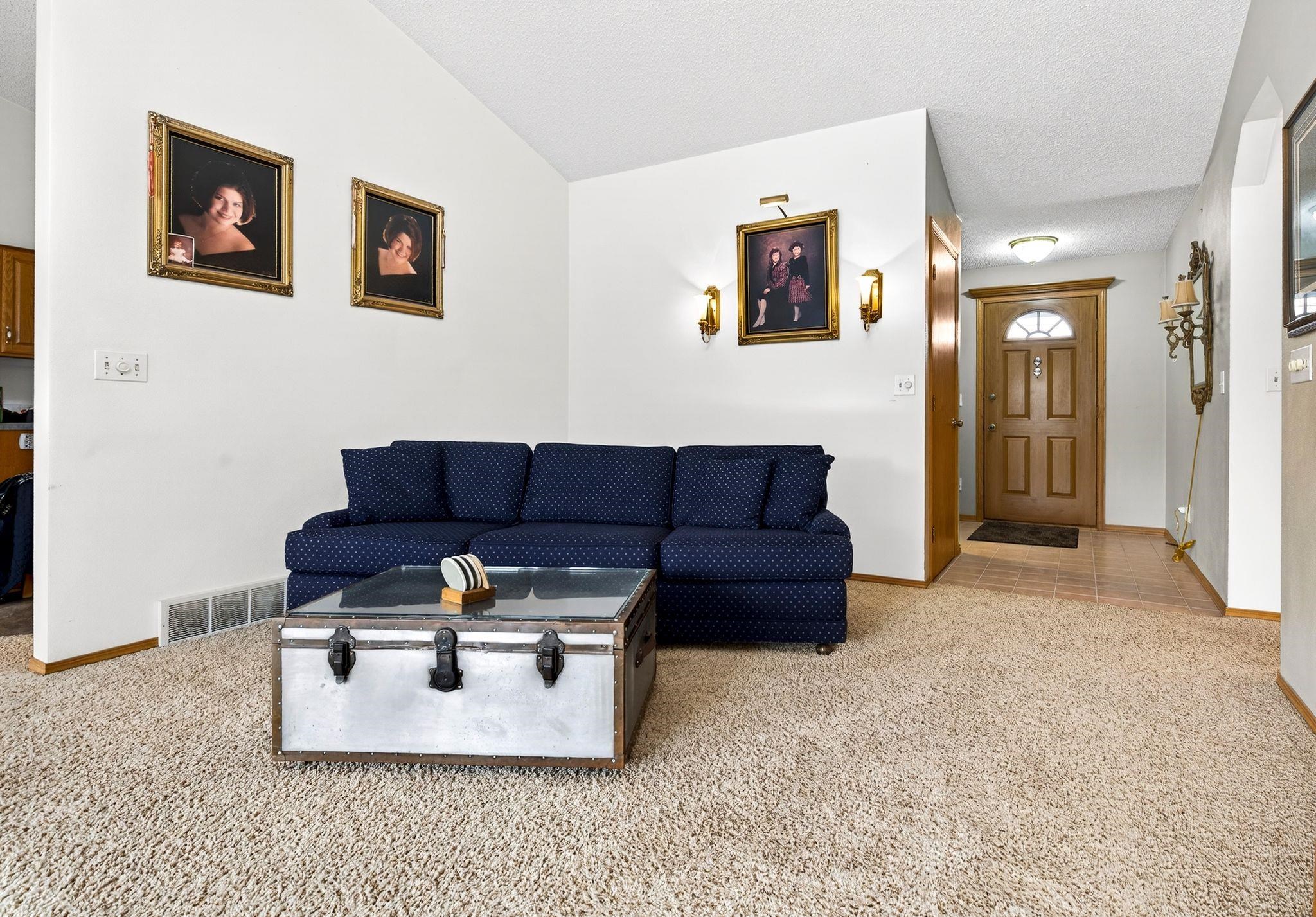 W2967 Farmstead Drive Appleton, WI 54915 - Photo 6 of 47