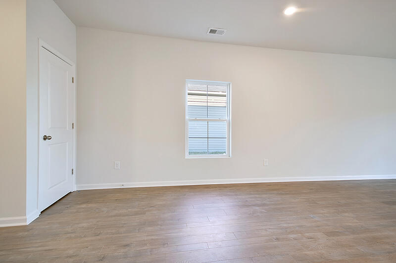 549 Spanish Wells Road Summerville, SC 29486 - Photo 6 of 56 DSC_0415_DSC_0416-copy