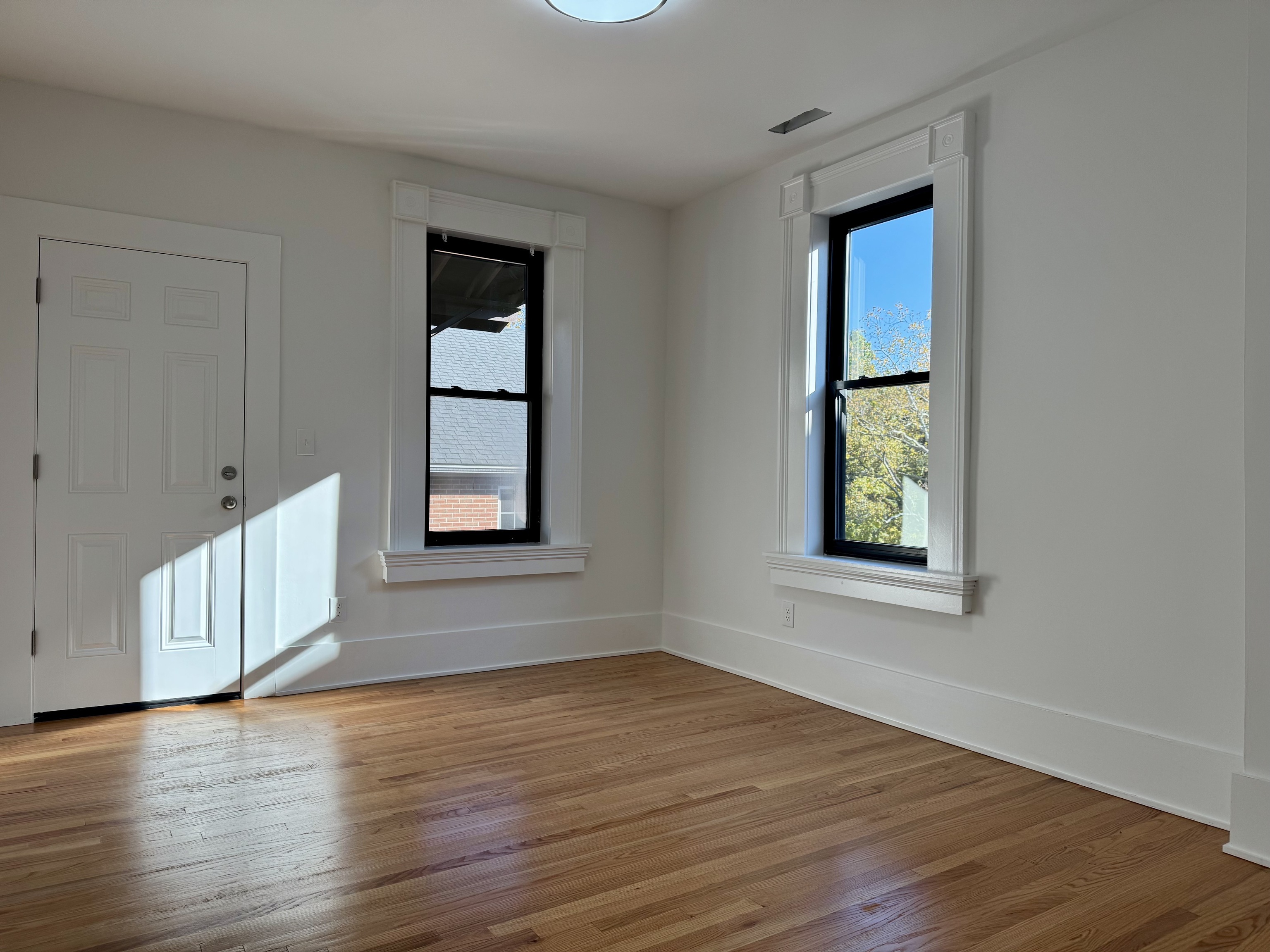 177 Chestnut Street, Unit 1R New Haven, CT 06511 - Photo 5 of 12