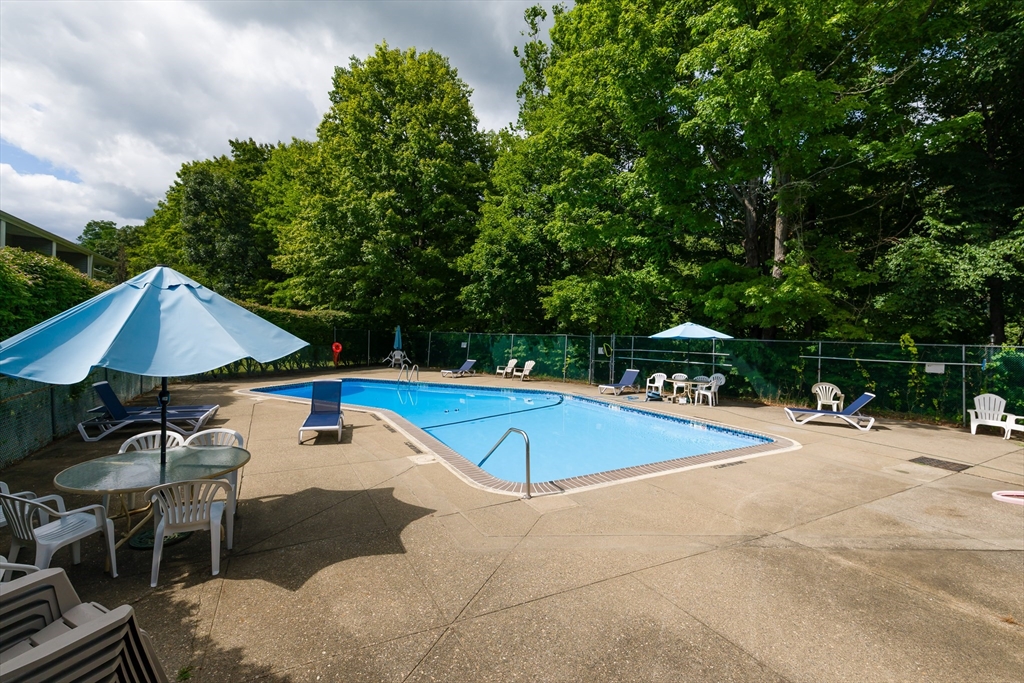 555 Russell Road, Unit J65 Westfield, MA 01085 - Photo 27 of 27 Gallery Image 27