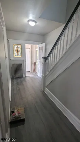 $2,600 | 604 South 20th Street, Unit 2, Newark, NJ 07103