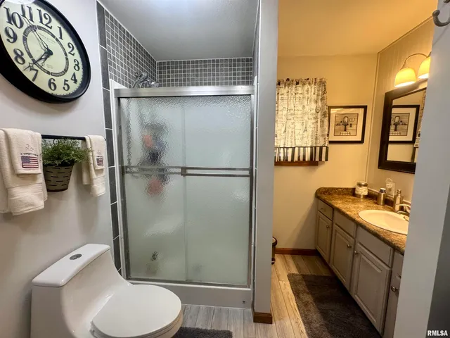 $284,000 | 1166 Community Beach Road, Centralia, IL 62801