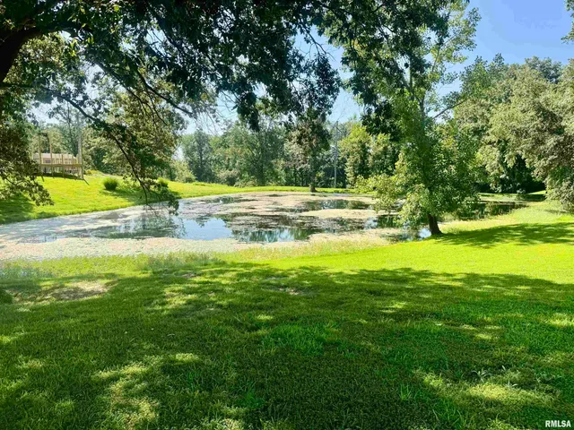 $284,000 | 1166 Community Beach Road, Centralia, IL 62801