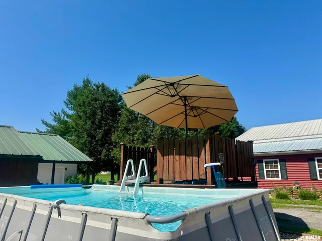 $284,000 | 1166 Community Beach Road, Centralia, IL 62801