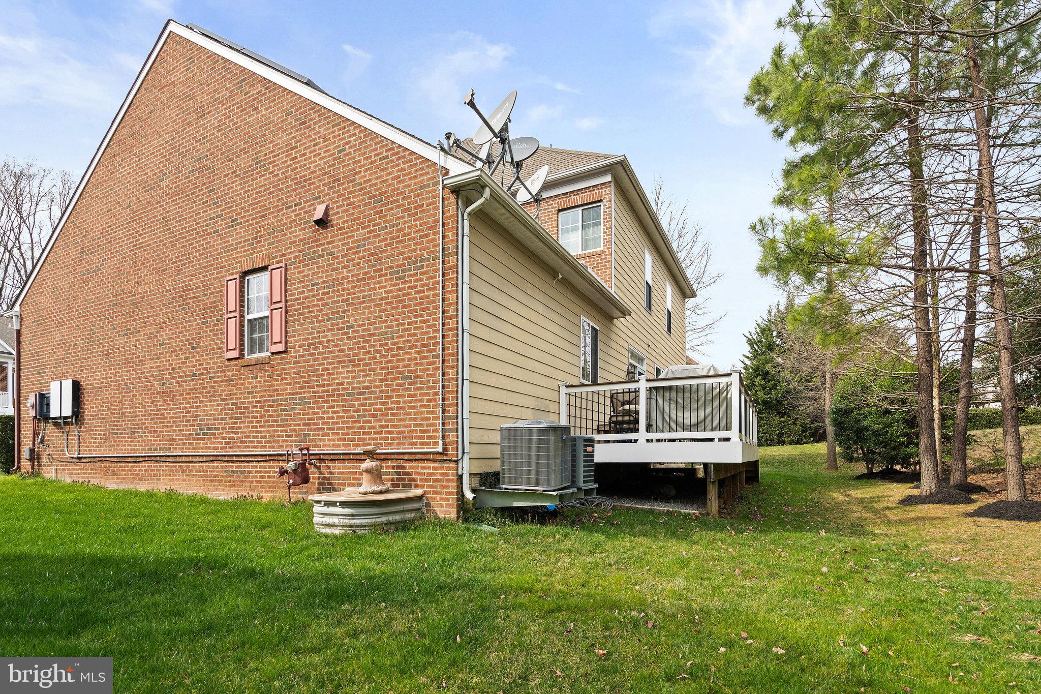 4561 Rona Place Fairfax, VA 22030 - Photo 77 of 78 Rear view