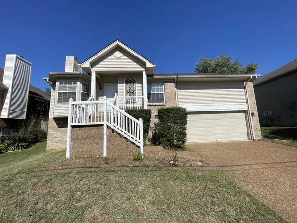 $2,050 | 608 Granwood Boulevard, Old Hickory, TN 37138