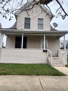438 Spring Street Aurora, IL 60505 - Photo 1 of 29 Gallery Image 1