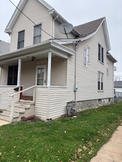 438 Spring Street Aurora, IL 60505 - Photo 5 of 29 Gallery Image 5