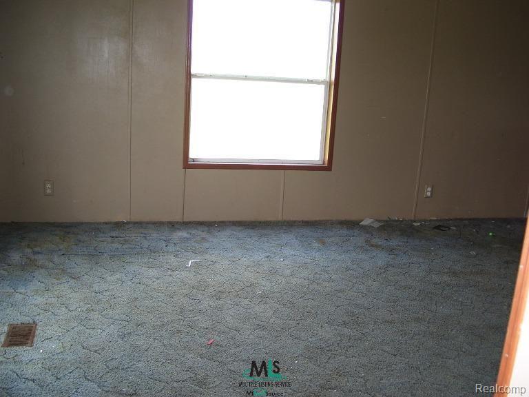 10428 Norman Road Avoca, MI 48006 - Photo 5 of 8 4 Bedroom