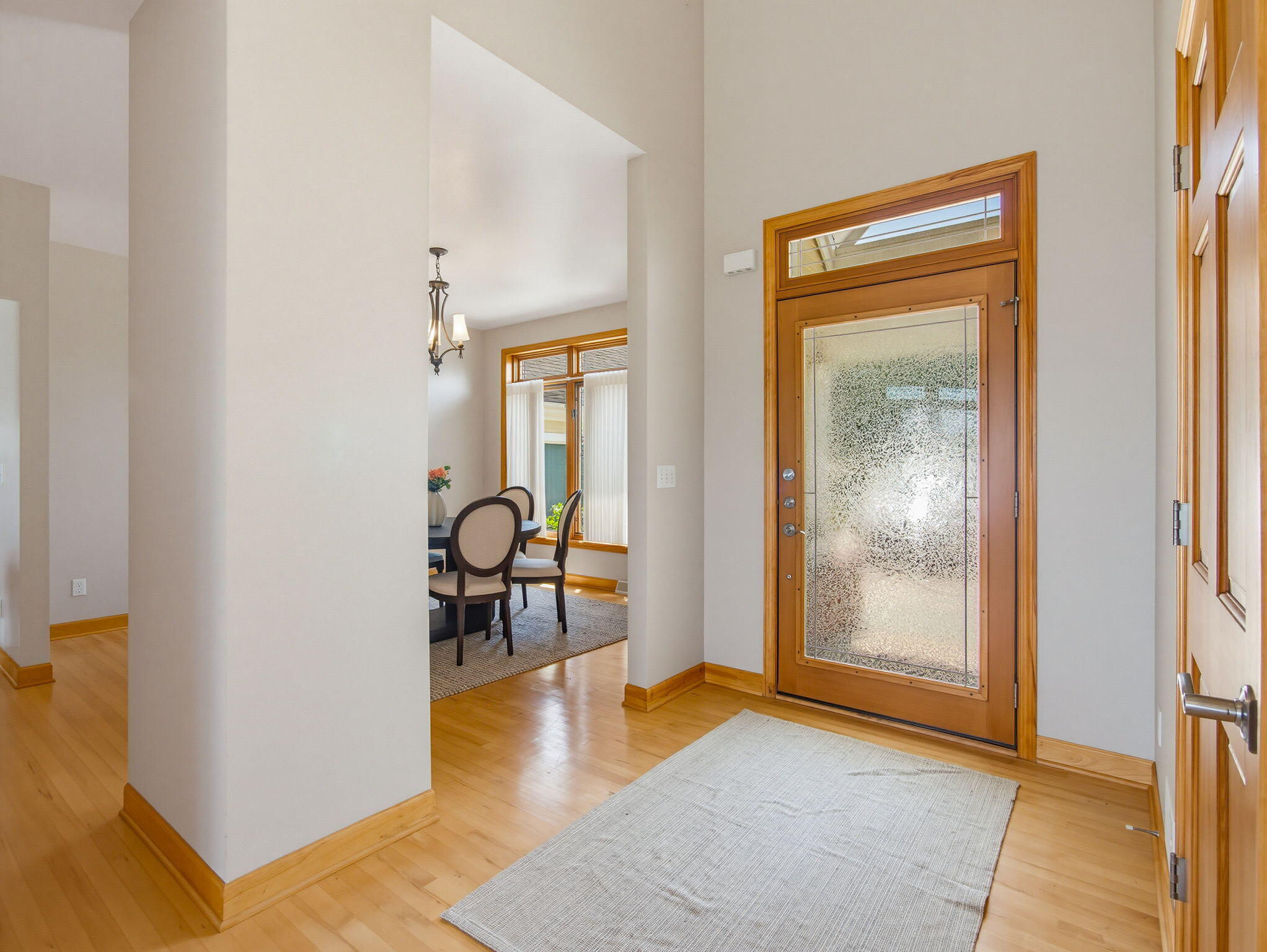 W225N3524 Wethersfield Road Pewaukee, WI 53072 - Photo 5 of 47 6-web-or-mls-w225n3524-wethersfield-rd