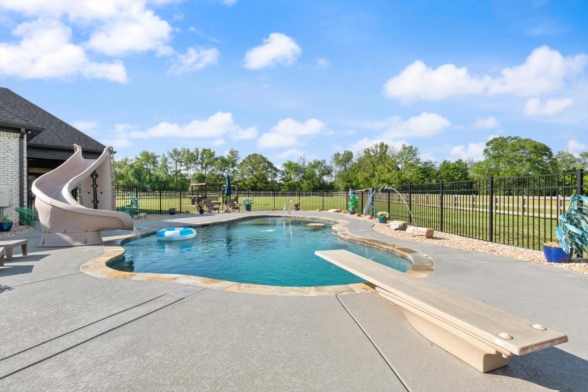 795 Douglas Bend Road Gallatin, TN 37066 - Photo 3 of 50 Gallery Image 3