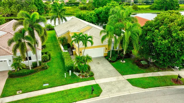 $699,000 | 18718 Sea Turtle Lane, Boca Raton, FL 33498
