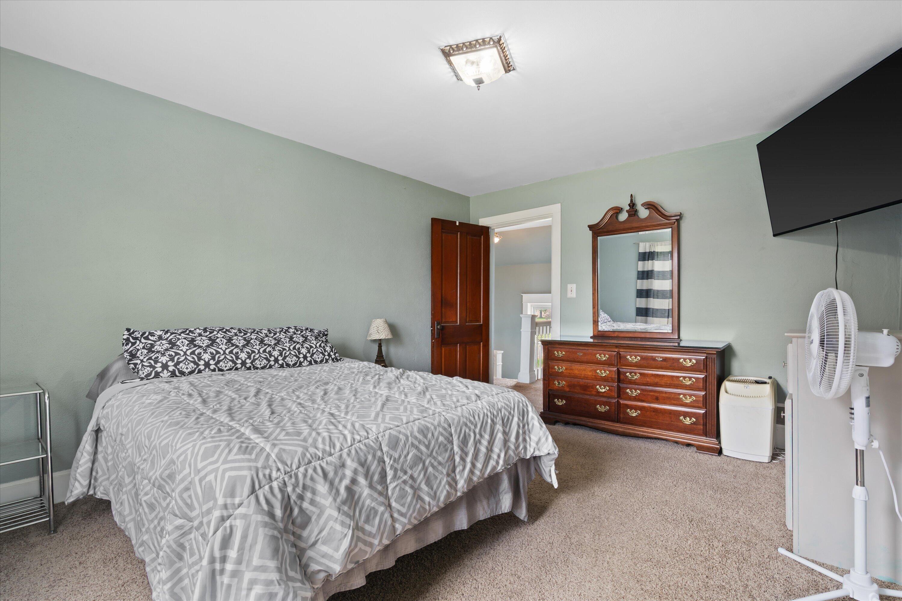 8922 County Highway West Wayne, WI 53010 - Photo 24 of 59 Primary bedroom