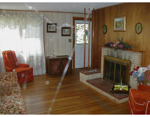 50 Taylor Road Lynn, MA 01904 - Photo 3 of 4 Gallery Image 3