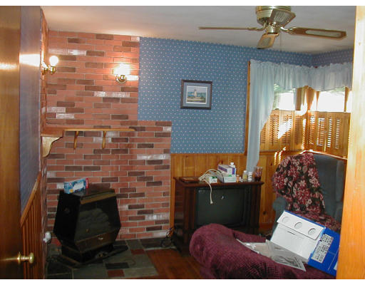 50 Taylor Road Lynn, MA 01904 - Photo 4 of 4 Gallery Image 4
